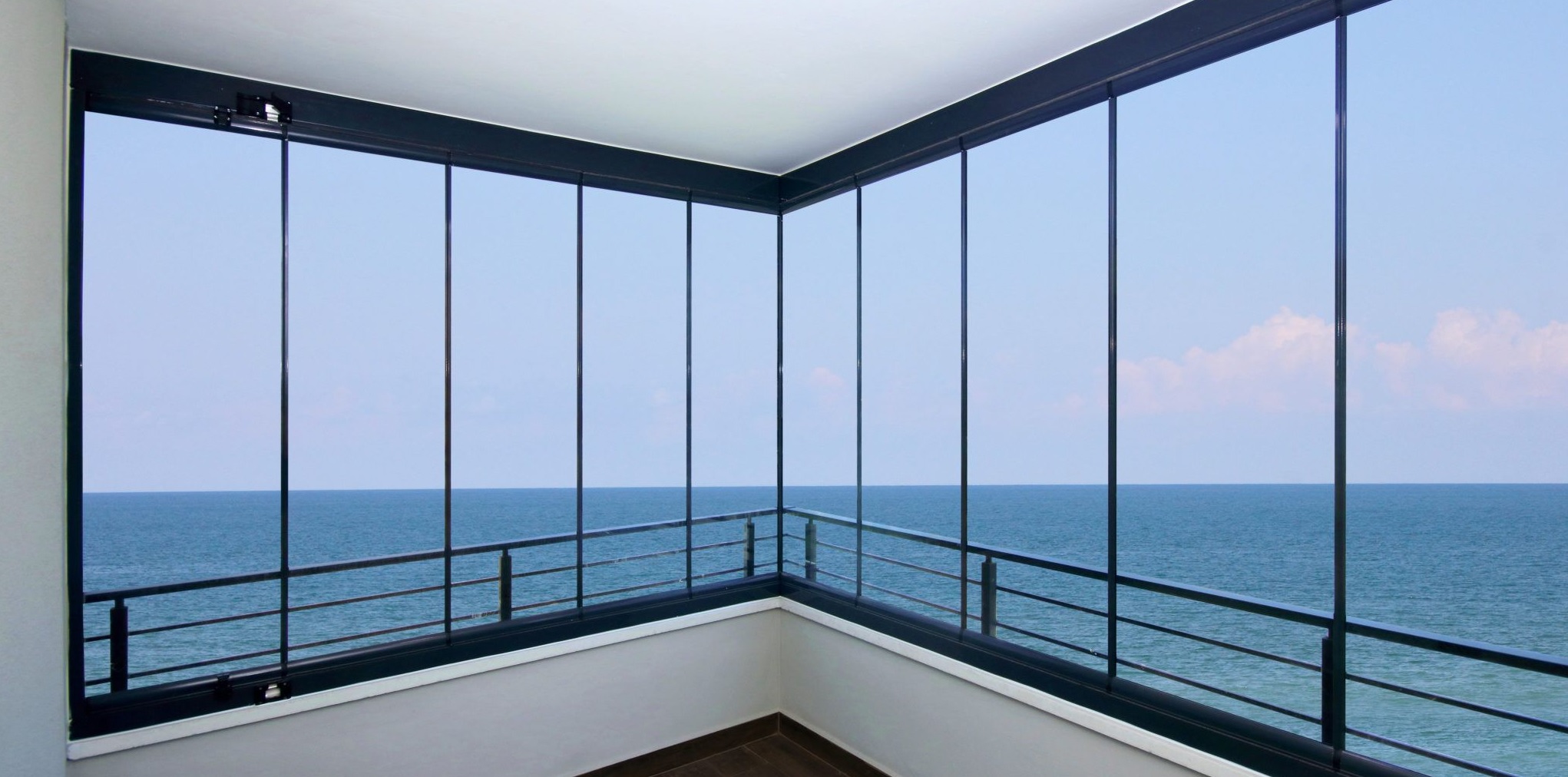 katlanir-cam-balkon katlanir-cam-balkon